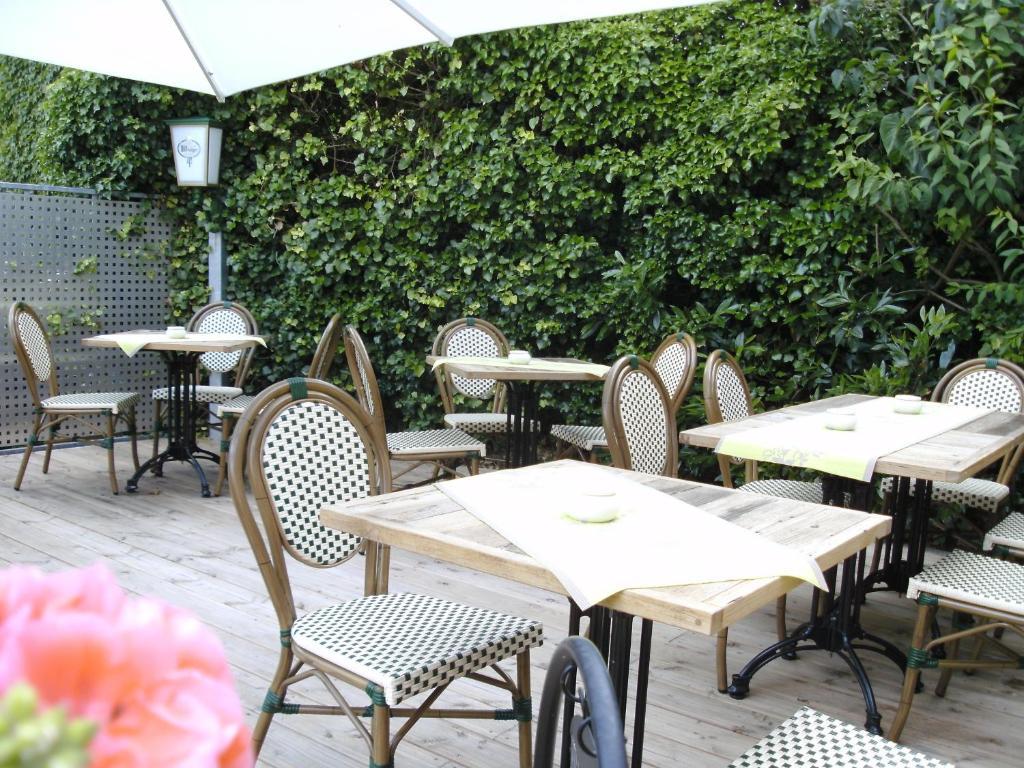 Hotel Zum Stern Schweich Ngoại thất bức ảnh
