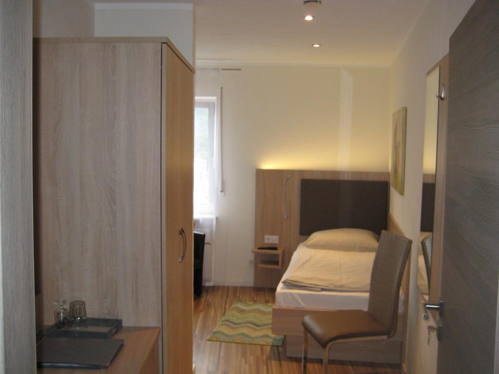 Hotel Zum Stern Schweich Ngoại thất bức ảnh