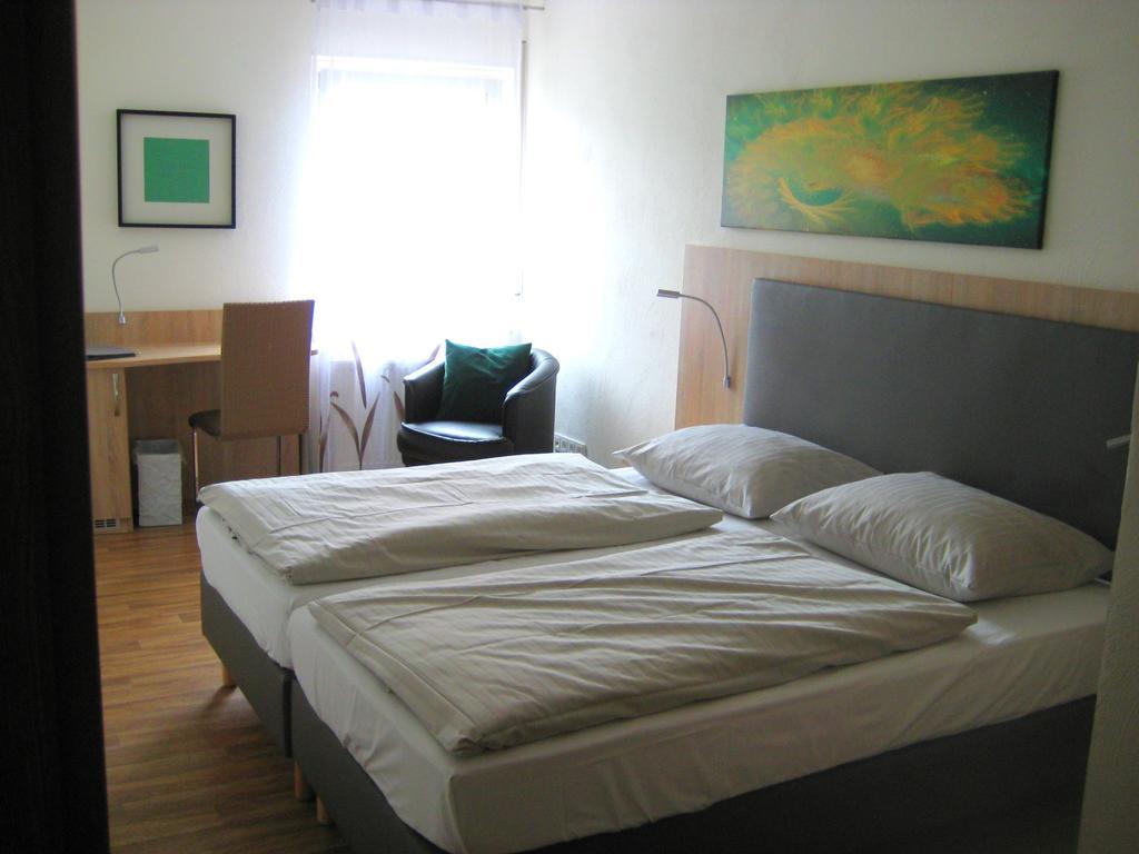 Hotel Zum Stern Schweich Ngoại thất bức ảnh